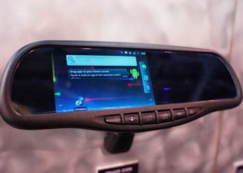 I look into the rear-view mirror, and see… Android