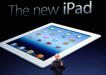 Screen comparison between the new iPad / iPad 2… magnified by 230x