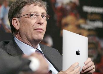 Bill Gates: iPad users should get a Surface instead