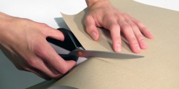 The scissors that cuts paper in straight line has been invented, only… 4000 years after the first scissors in time