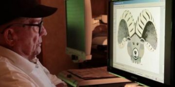 Meet the 97 years old Hal Lasko and his impressive Microsoft Paint creations